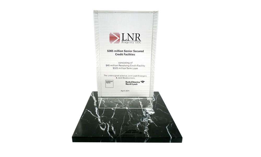 Lnr Property Marble And Crystal Deal Toy